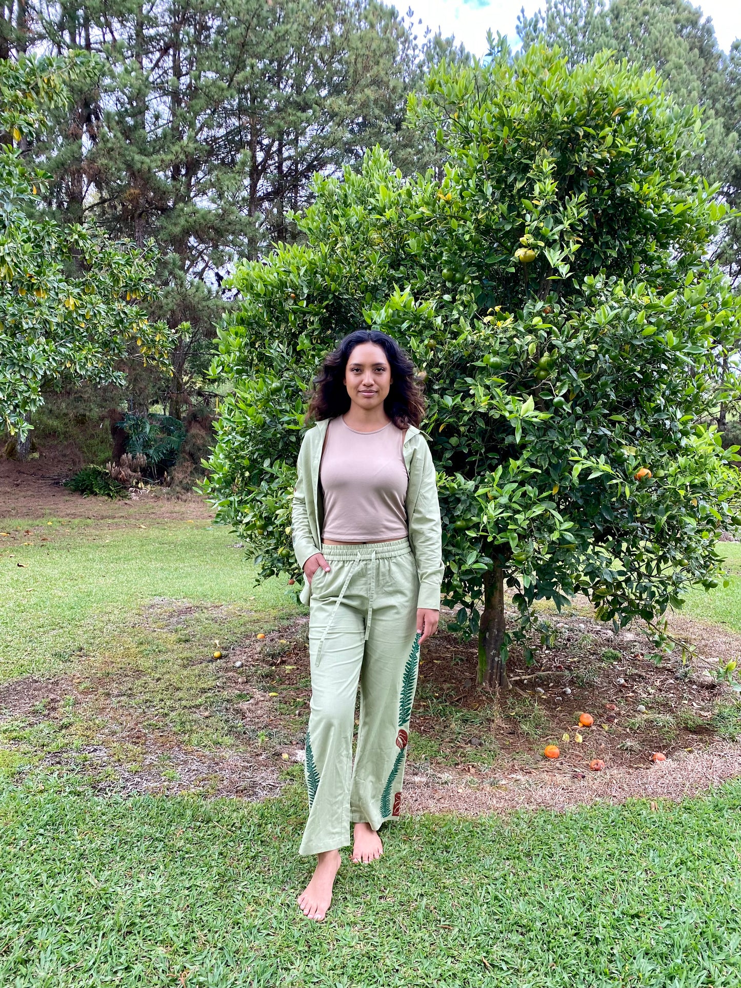 Kupukupu & Antherium Linen Pant