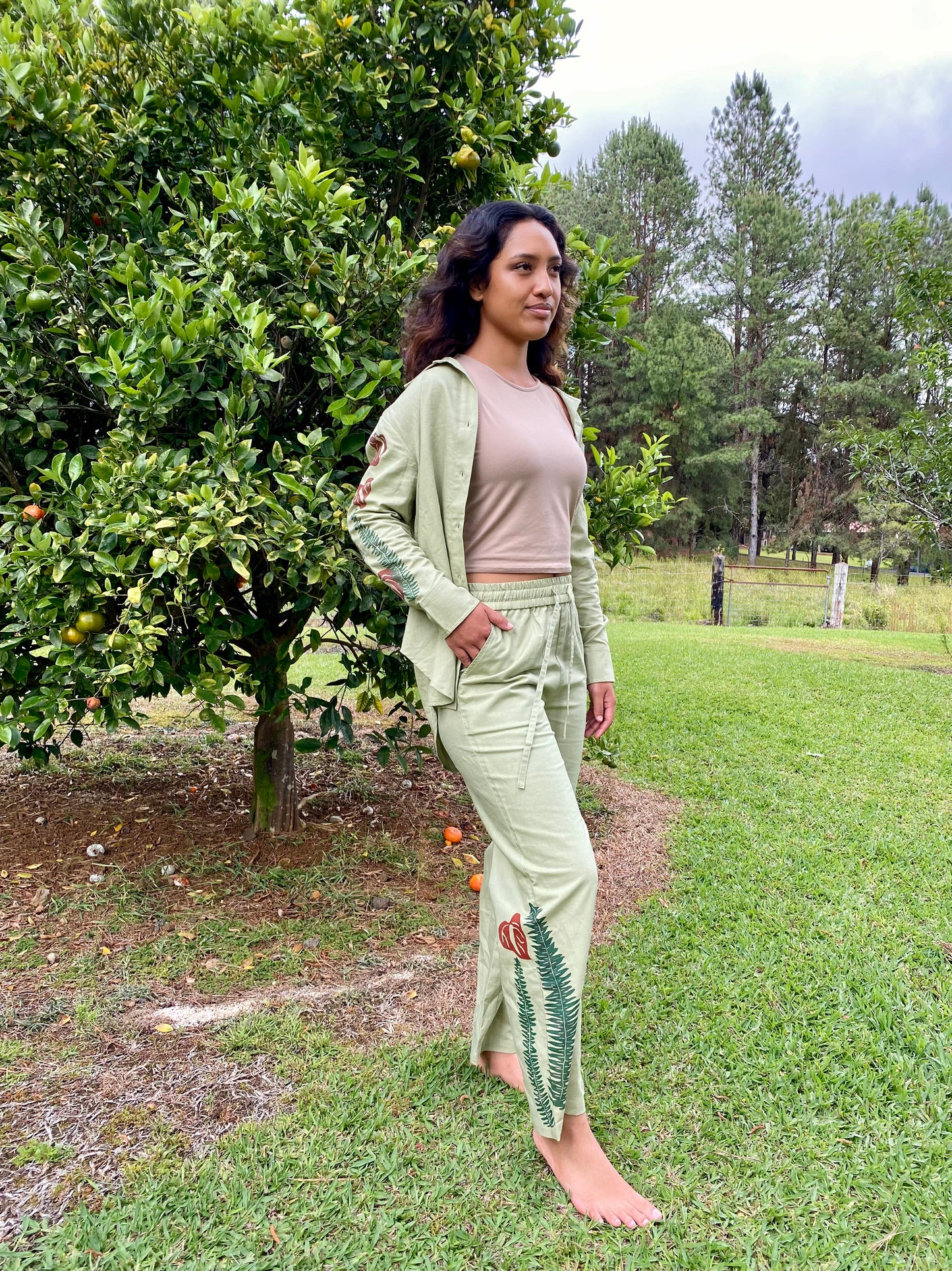 Kupukupu & Antherium Linen Pant