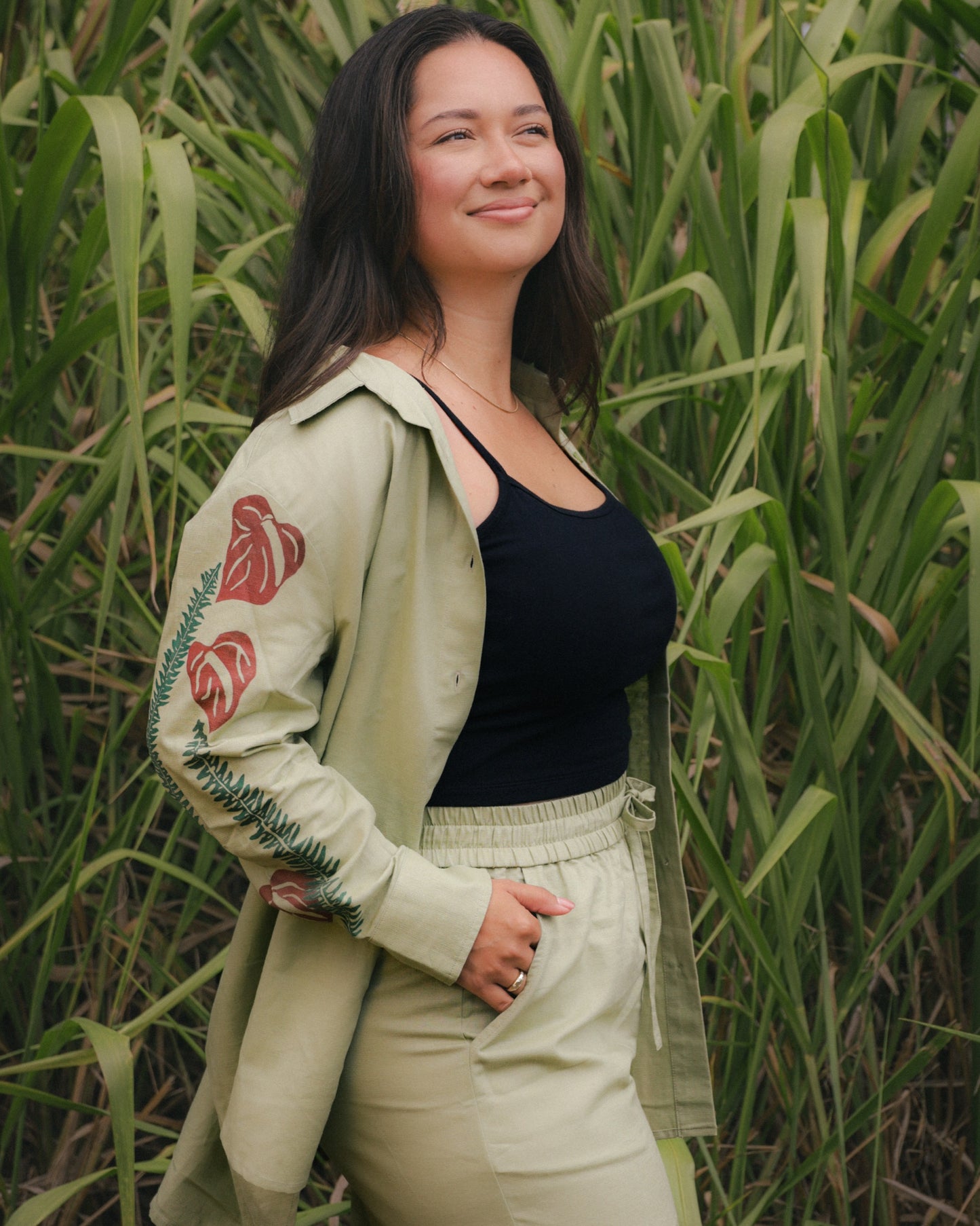 Kupukupu & Anthurium Linen Button Down